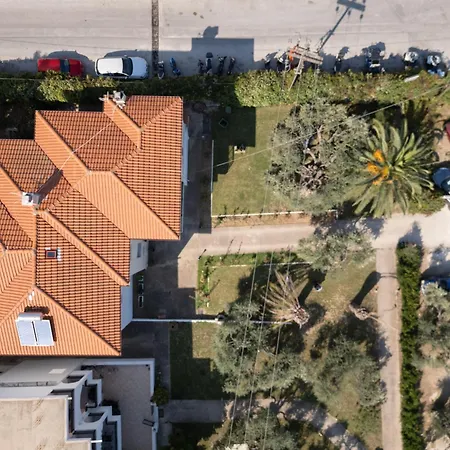 Anais Han/Misafirhane *