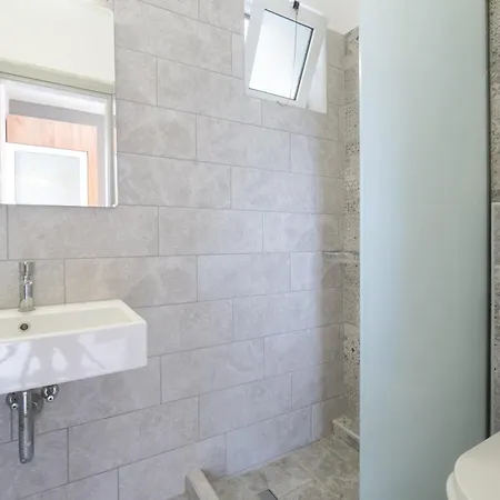 Anais * Limenas (Thasos)